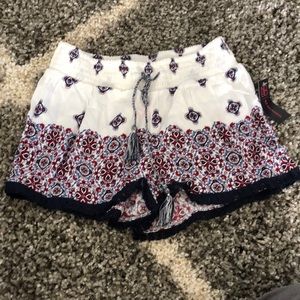 Shorts with red and blue patterns!